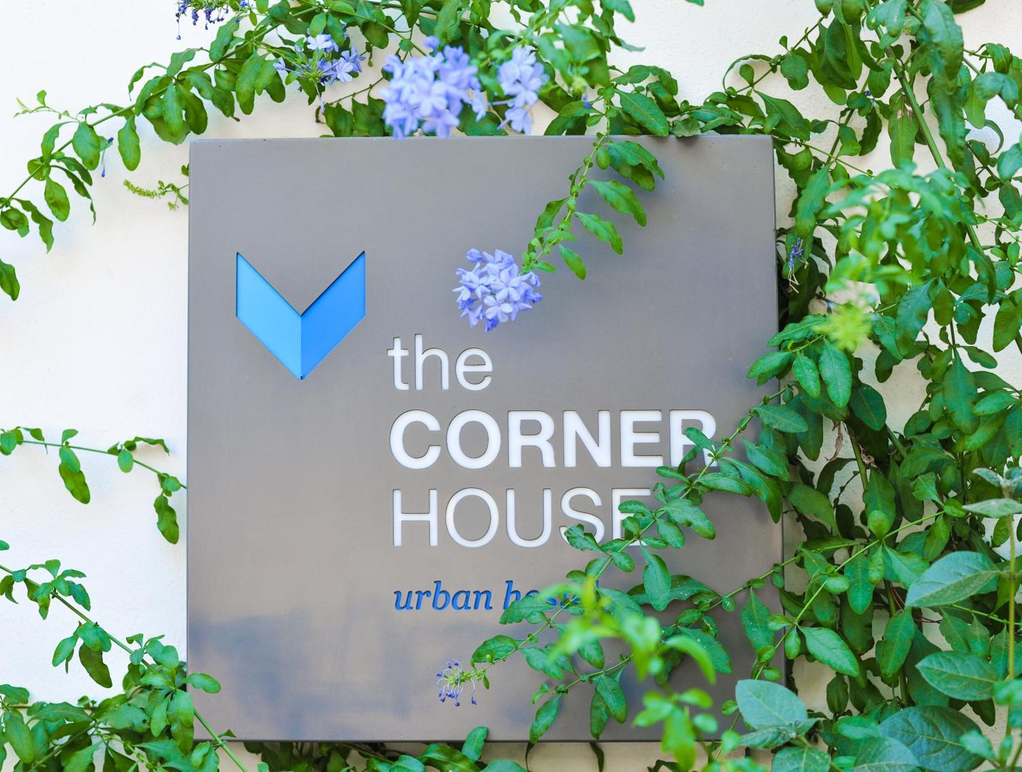 The Corner House — Photos 2